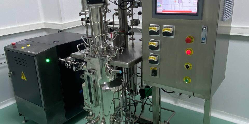 30 liters bioreactor for pharmaceuticals