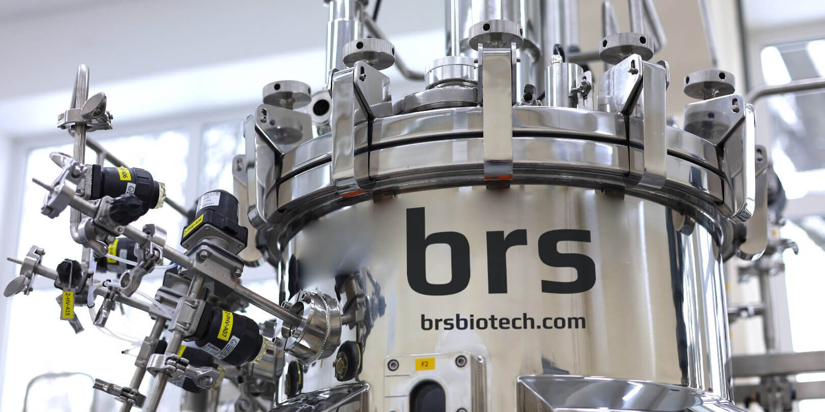 Pilotlinie von Fermentern zur Synthese von Mikroorganismen